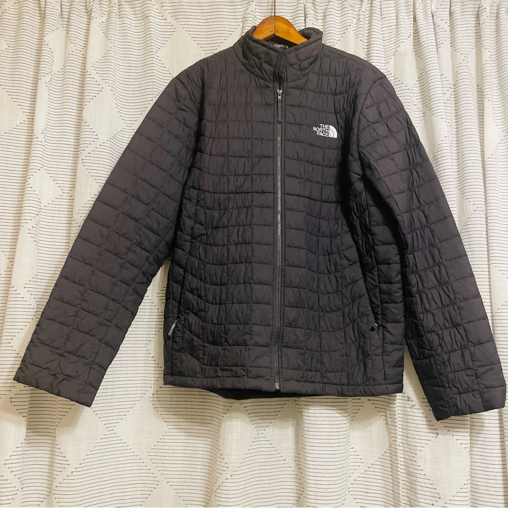 The North Face Men's ThermoBall Eco Jacket
Dark Gray Size: Large